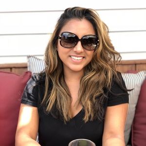 Meet your Posher, Rozana